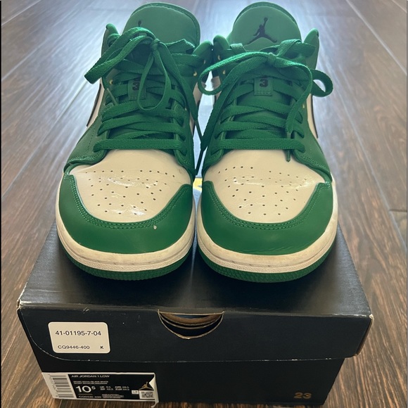 Jordan 1 Low “Pine Green” Size 10 - Picture 3 of 5